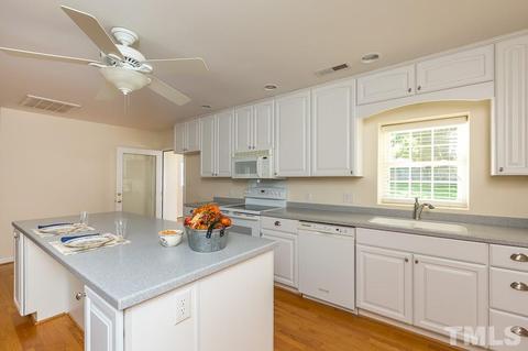 112 Johnson St, Garner, NC 27529 photo 5