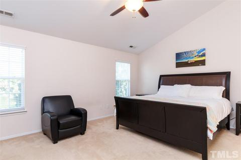 4807 Mistletoe Ln, Durham, NC 27703 photo 18