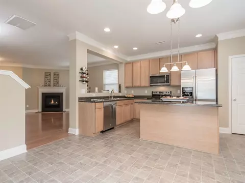 709 Champlain Ct, Cary, NC 27519 photo 8