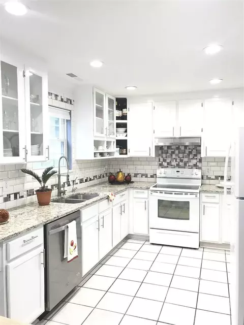 111 Pebblestone Dr, Durham, NC 27703 photo 10