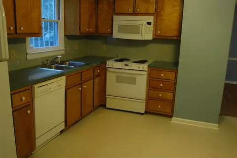 108 E Markham Ave, Durham, NC 27701 photo 9