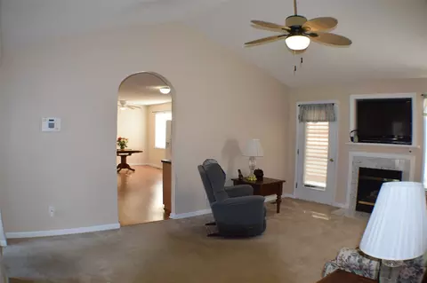 134 Hugh Dr, Smithfield, NC 27577 photo 8