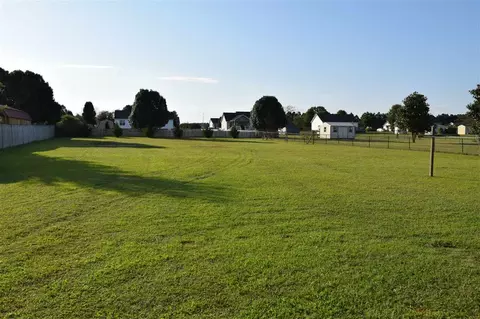 134 Hugh Dr, Smithfield, NC 27577 photo 5