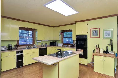 101 Moray Ct, Cary, NC 27511 photo 7