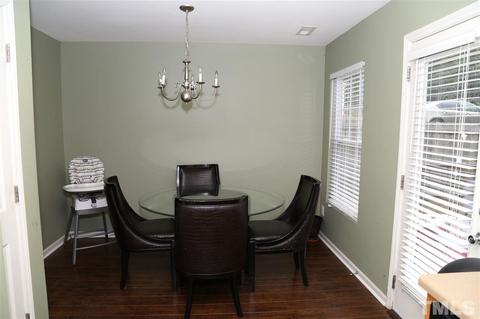 6630 Frogstool Ln, Raleigh, NC 27610 photo 7