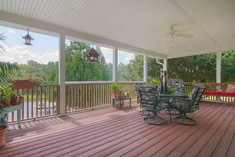 136 S Pleasant Coates Rd, Benson, NC 27504 photo 23