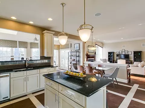 321 Bend Dr, Durham, NC 27713 photo 8