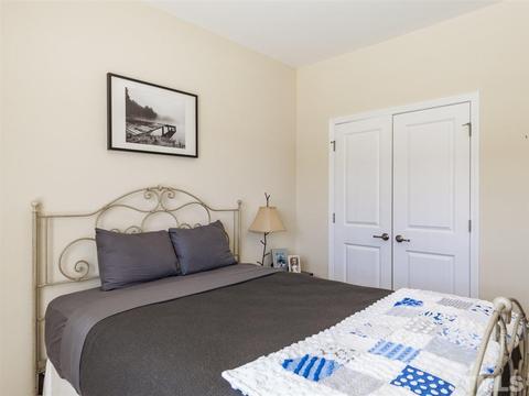 1310 Cornell Pl, Raleigh, NC 27607 photo 20