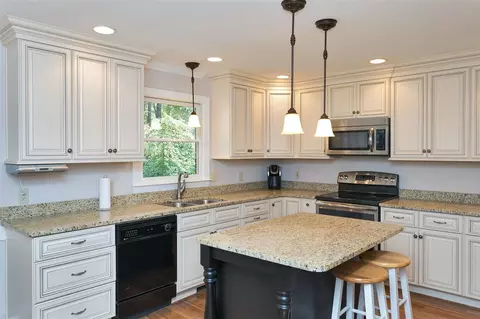 1004 Eastham Dr, Apex, NC 27502 photo 4