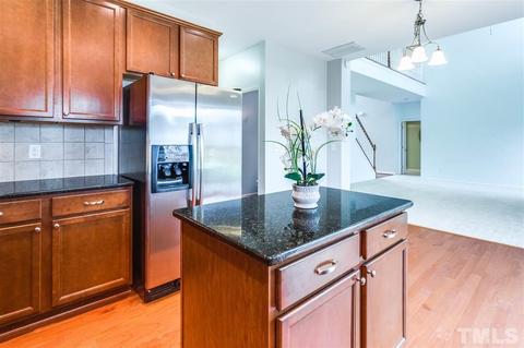 112 Windrush Ln, Durham, NC 27703 photo 9