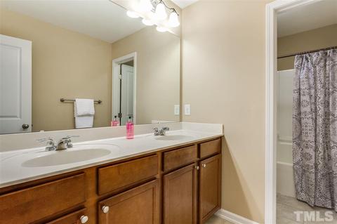 112 Windrush Ln, Durham, NC 27703 photo 19
