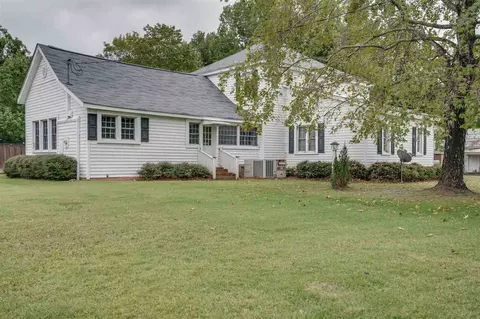 6056 E Main St, Bailey, NC 27807 photo 3