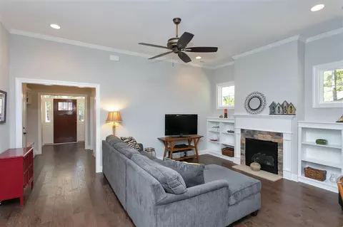 107 Boyd, Cary, NC 27513 photo 5