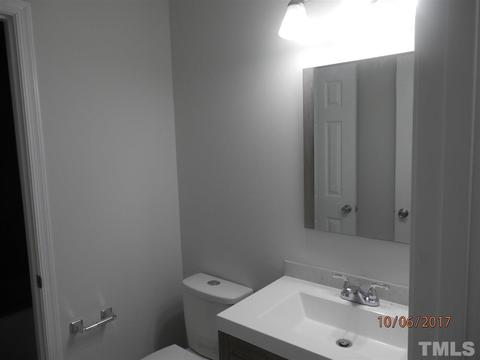 916 Limerick Dr, Durham, NC 27713 photo 8