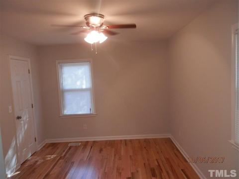 916 Limerick Dr, Durham, NC 27713 photo 10