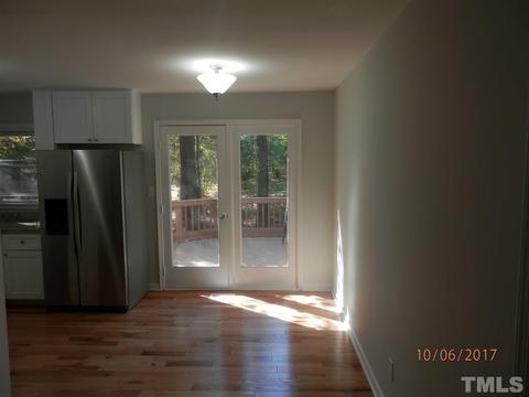 916 Limerick Dr, Durham, NC 27713 photo 5