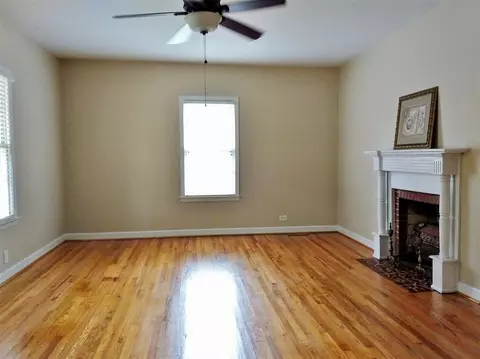 312 W Parrish Dr, Benson, NC 27504 photo 4