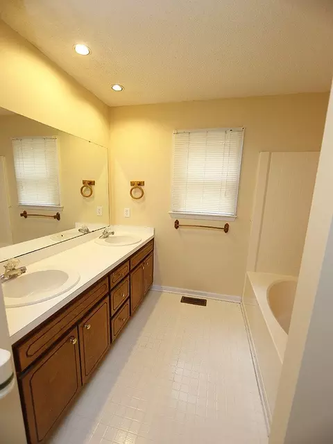 301 September Ln, Willow Spring, NC 27592 photo 6