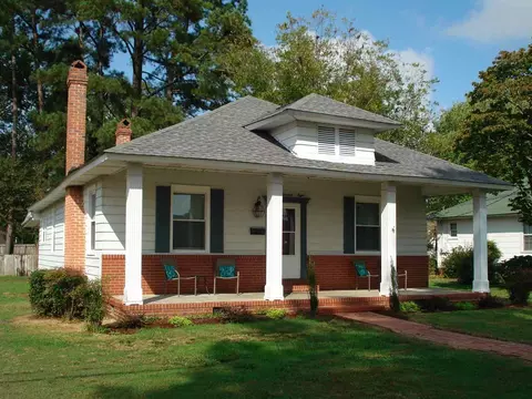 108 E D St, Erwin, NC 28339 photo 1