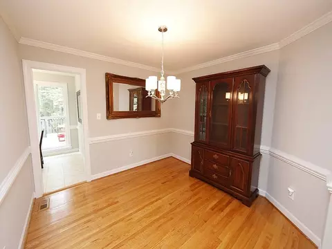 102 Stromer Dr, Cary, NC 27513 photo 4