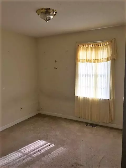 513 N Walnut St, Spring Hope, NC 27882 photo 10