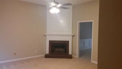 9 Windsor Glen Dr, Durham, NC 27703 photo 2