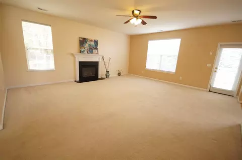 924 Plummer Ct, Wake Forest, NC 27587 photo 4