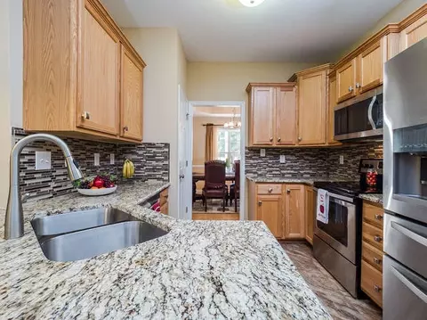 164 Peacemaker Ln, Smithfield, NC 27577 photo 5