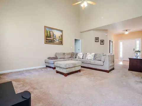 164 Peacemaker Ln, Smithfield, NC 27577 photo 8