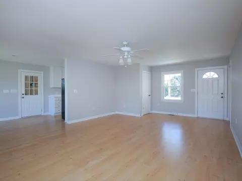 115 Lakeside Cir, Willow Spring, NC 27592 photo 4