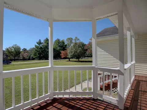 115 Lakeside Cir, Willow Spring, NC 27592 photo 2