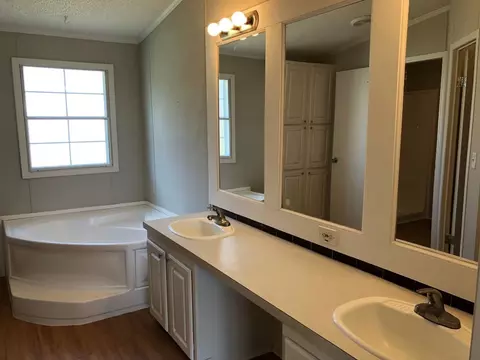 8731 Creek Rd, Willow Springs, NC 27592 photo 10