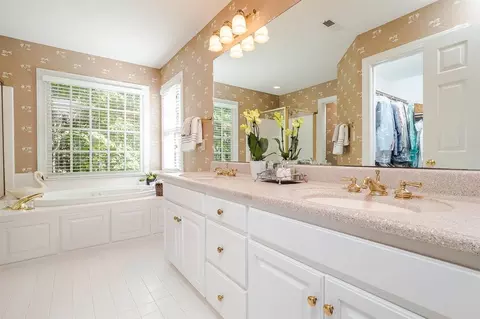 111 Windfall Ct, Cary, NC 27518 photo 15
