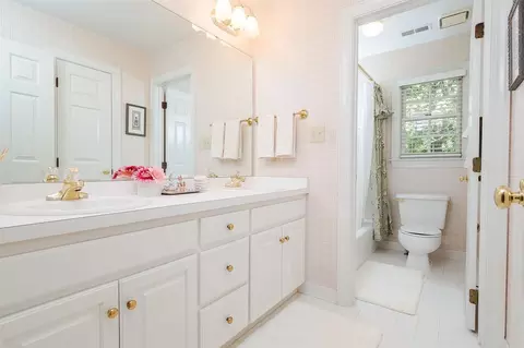 111 Windfall Ct, Cary, NC 27518 photo 19