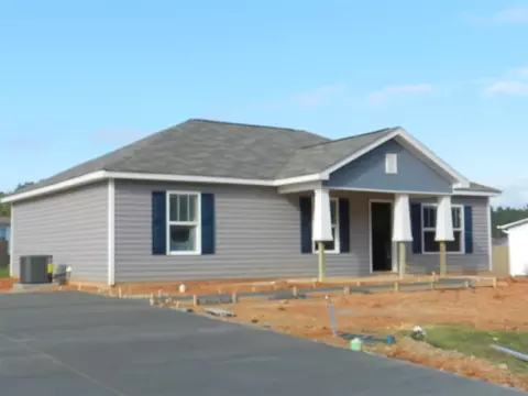 131 Marlin Ln, Smithfield, NC 27577 photo 4