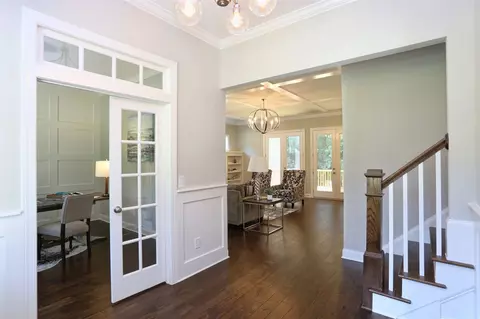 116 Crestview Rd, Raleigh, NC 27609 photo 3
