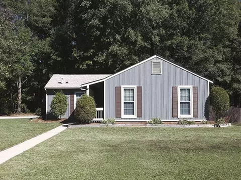 1810 Spring Dr, Garner, NC 27529 photo 2