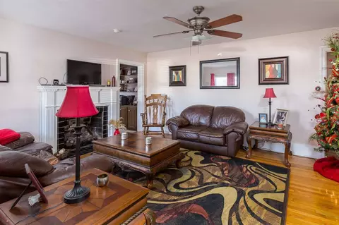 406 N Johnson St N, Benson, NC 27504 photo 7