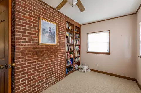 406 N Johnson St N, Benson, NC 27504 photo 10