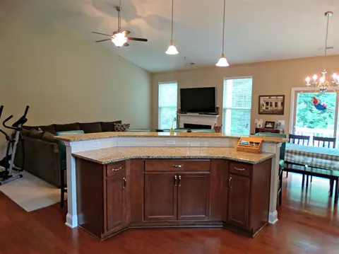 106 Knoll Ct, Garner, NC 27529 photo 7