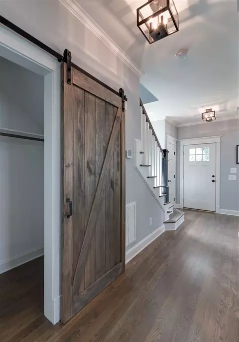 605 E Markham Ave, Durham, NC 27701 photo 6