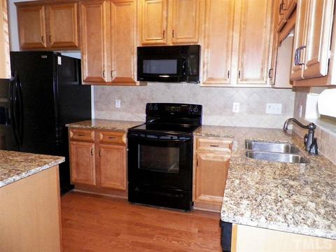 84 Bannerview Dr, Garner, NC 27529 photo 6