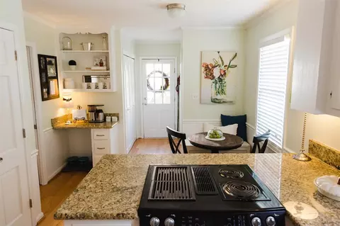 313 E Millbrook Dr, Raleigh, NC 27609 photo 7
