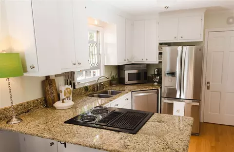 313 E Millbrook Dr, Raleigh, NC 27609 photo 5