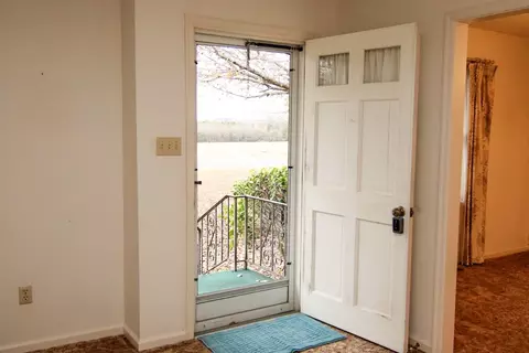 304 Bluegrass Rd, Selma, NC 27576 photo 3