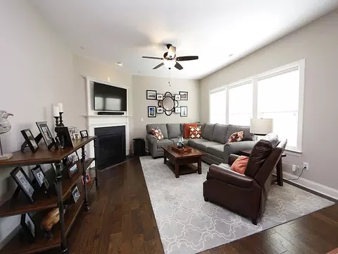 829 Poplar St, Durham, NC 27703 photo 5