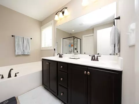 829 Poplar St, Durham, NC 27703 photo 11