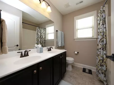 829 Poplar St, Durham, NC 27703 photo 14