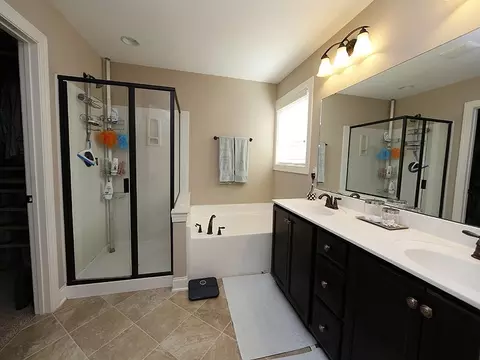 829 Poplar St, Durham, NC 27703 photo 10