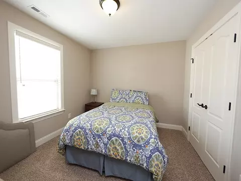 829 Poplar St, Durham, NC 27703 photo 12